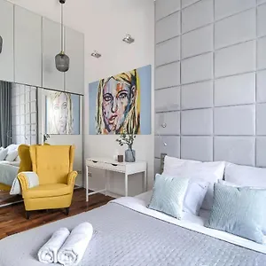 Apartament Corolla Pod Palma - Nowy Swiat, Warszawa
